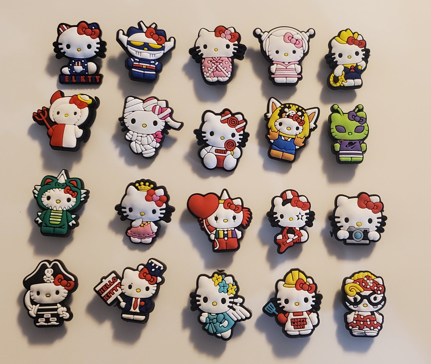 Hello Kitty Playtime 20 pc Shoe Charms for Crocs